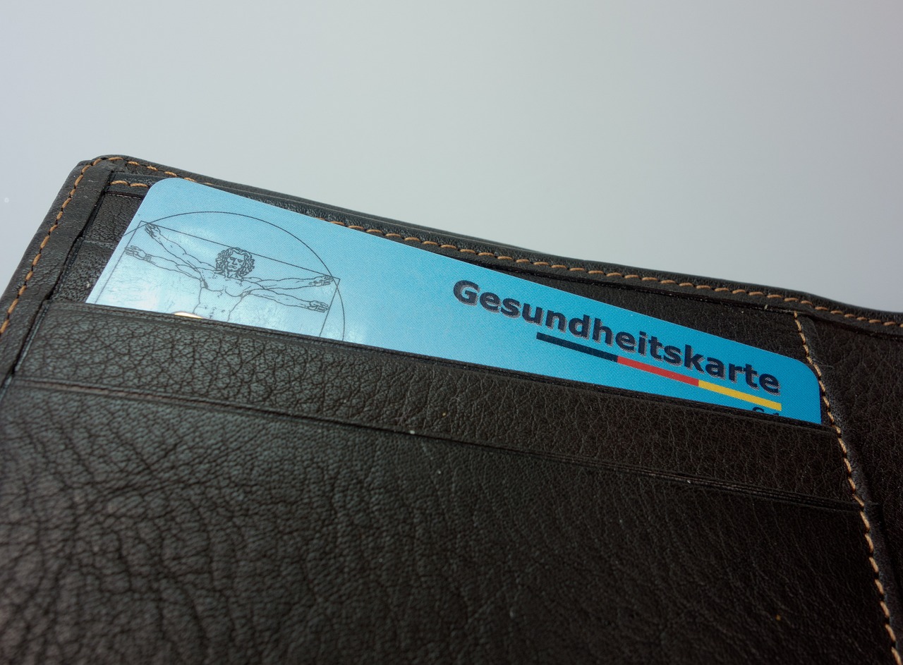 entdecken sie alles rund um versicherungen: tipps, vergleiche und wichtige informationen zu haftpflicht-, hausrat- und kfz-versicherungen. finden sie die passende police für ihre bedürfnisse!