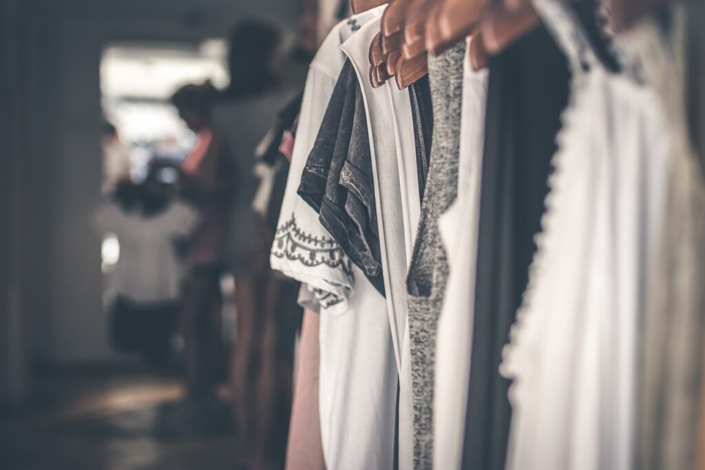 entdecken sie den neuesten clothing style: modetrends, outfit-ideen und styling-tipps für jedes alter und jede gelegenheit. bleiben sie stilvoll und inspiriert mit unseren modeempfehlungen!